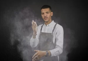 DISPOSABLE APRONS (BODY PROTECTION)